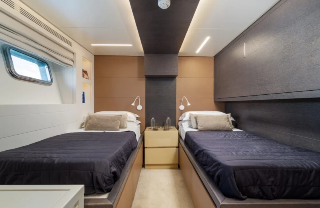 An image of 55 Fiftyfive yacht