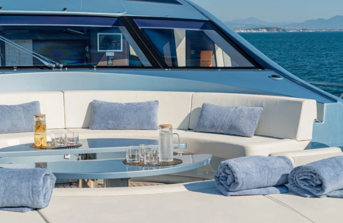 An image of 55 Fiftyfive yacht