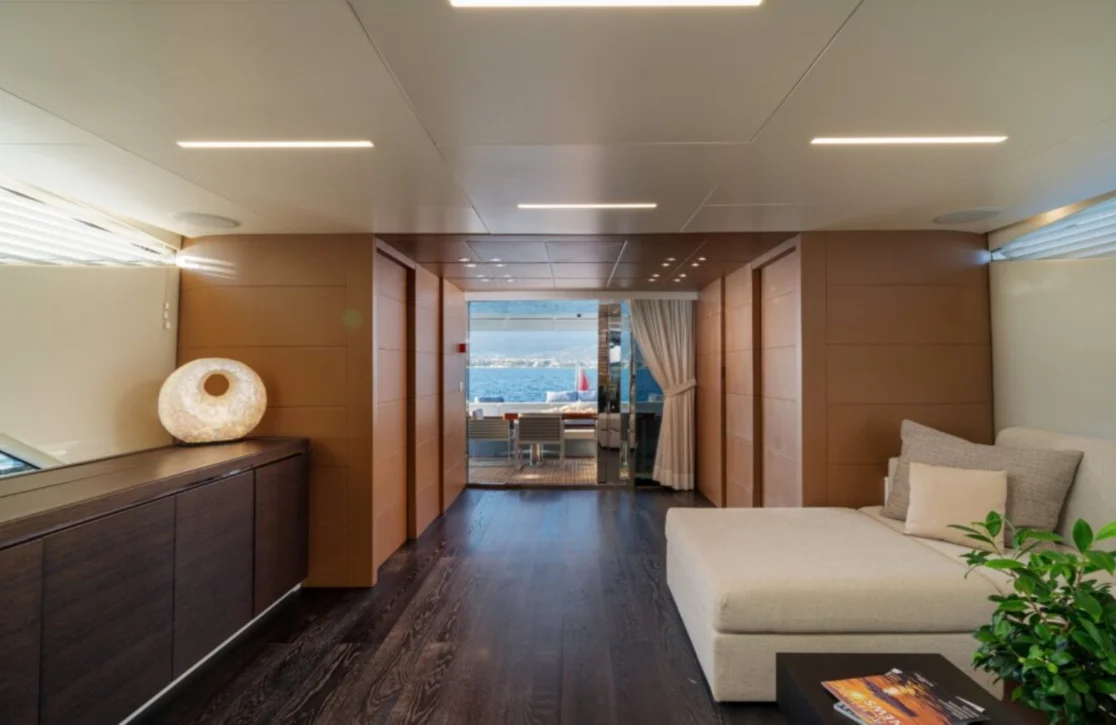 An image of 55 Fiftyfive yacht