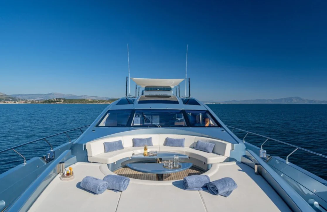 An image of 55 Fiftyfive yacht