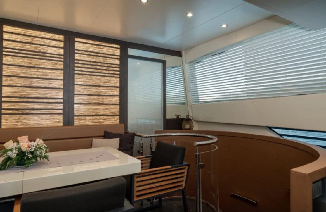 An image of 55 Fiftyfive yacht