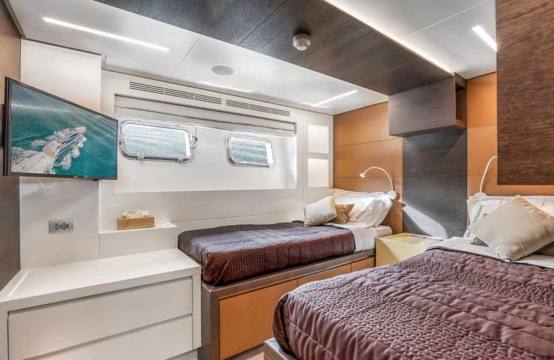 An image of 55 Fiftyfive yacht
