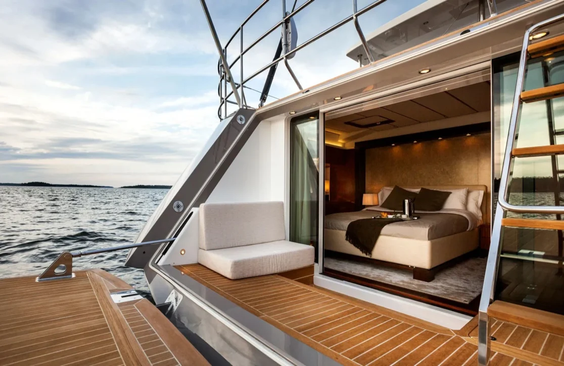An image of Selena yacht