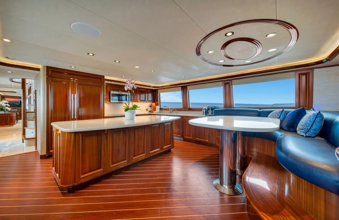 An image of Jeannietini yacht