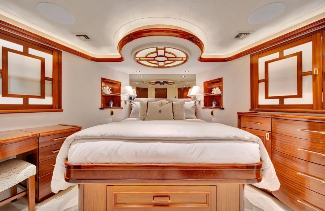 An image of Jeannietini yacht