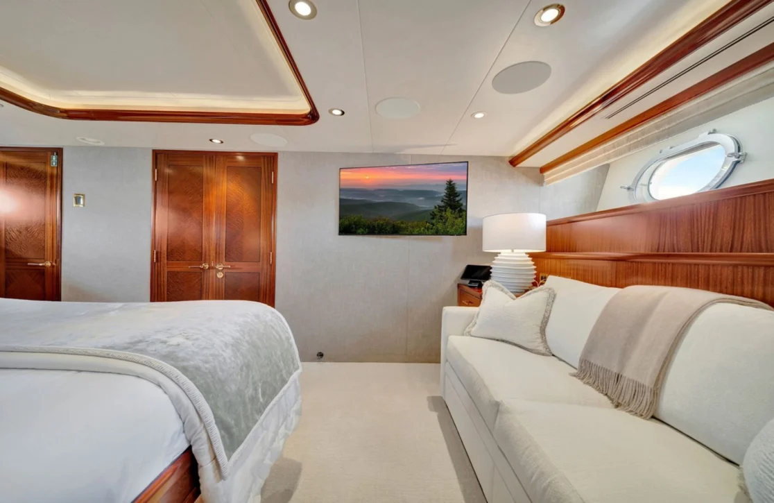 An image of Jeannietini yacht