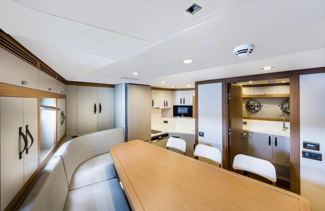 An image of Liquid Sky yacht
