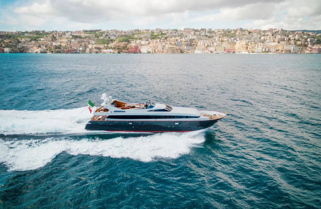 An image of Angra Too yacht
