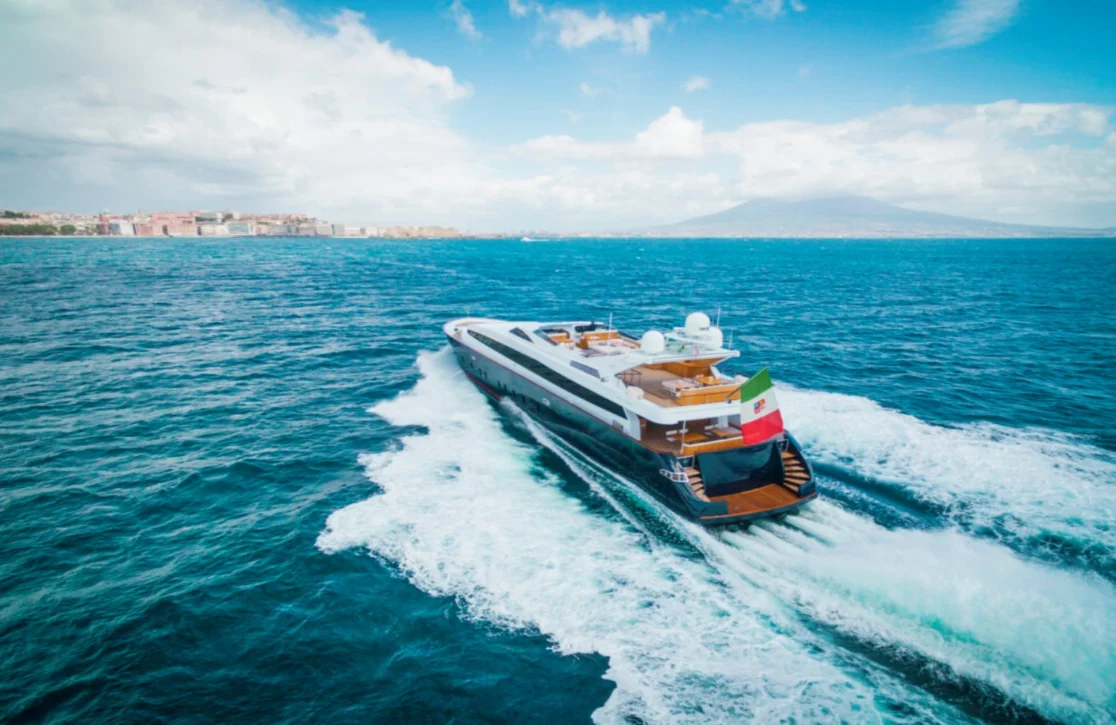 An image of Angra Too yacht