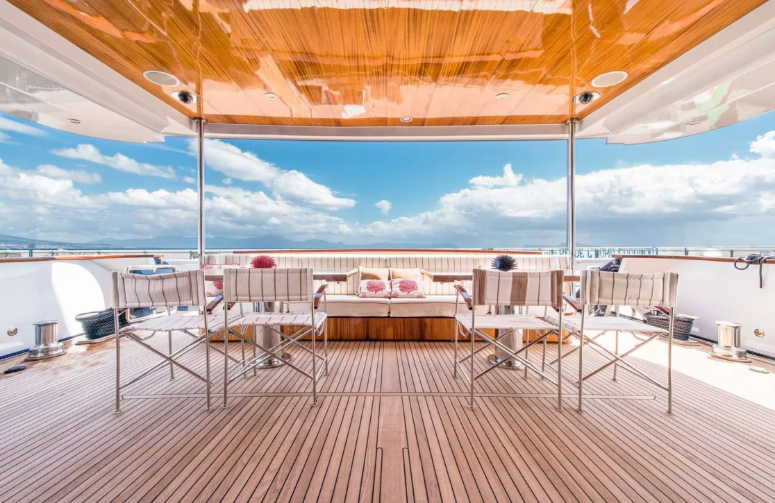 An image of Angra Too yacht