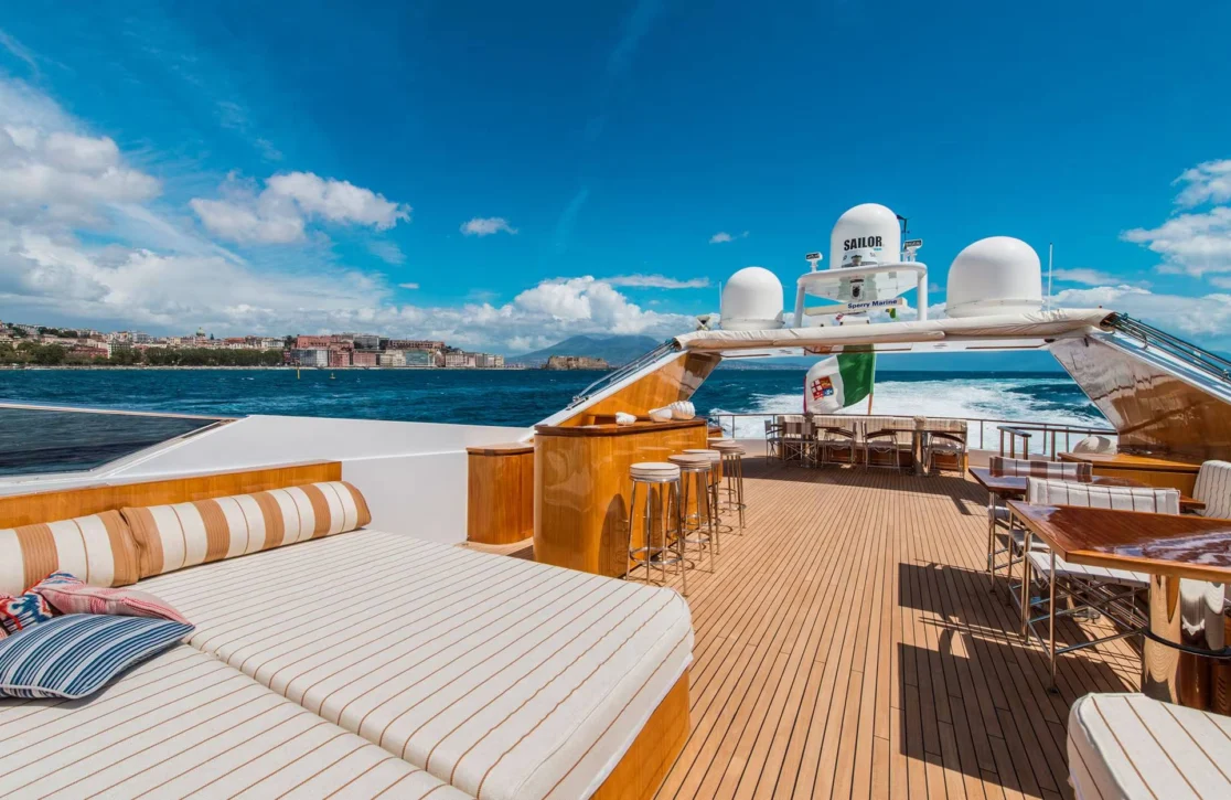An image of Angra Too yacht