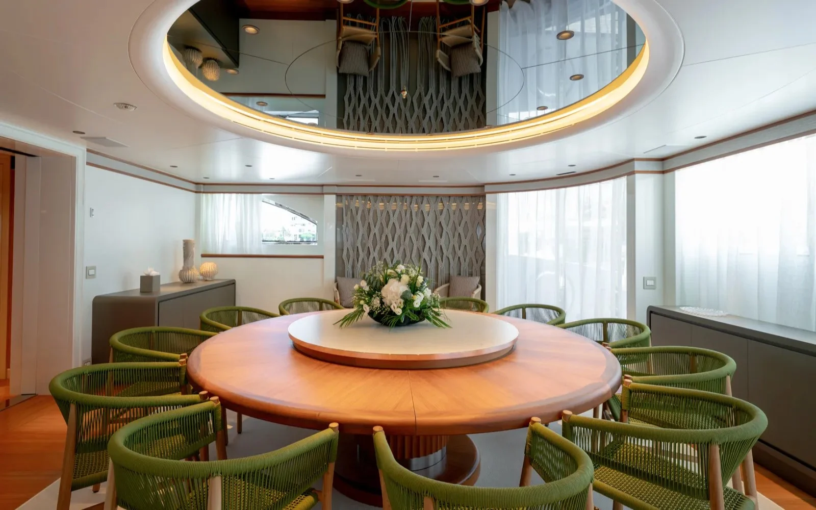 A preview of interior Dining
