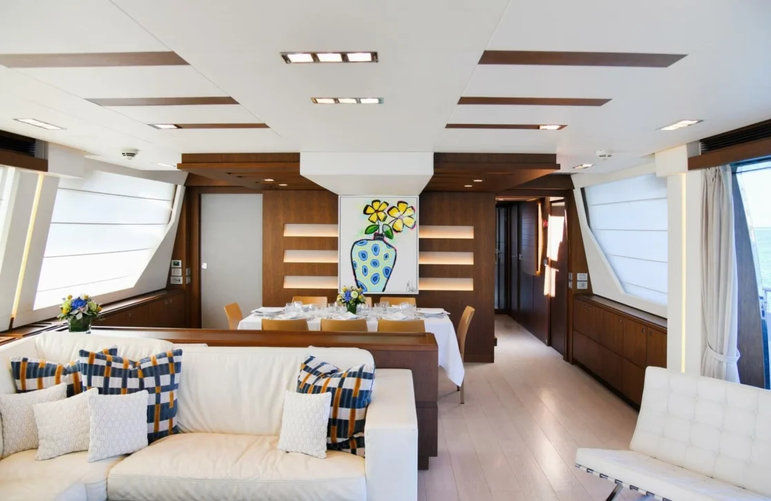 An image of Infinitas yacht