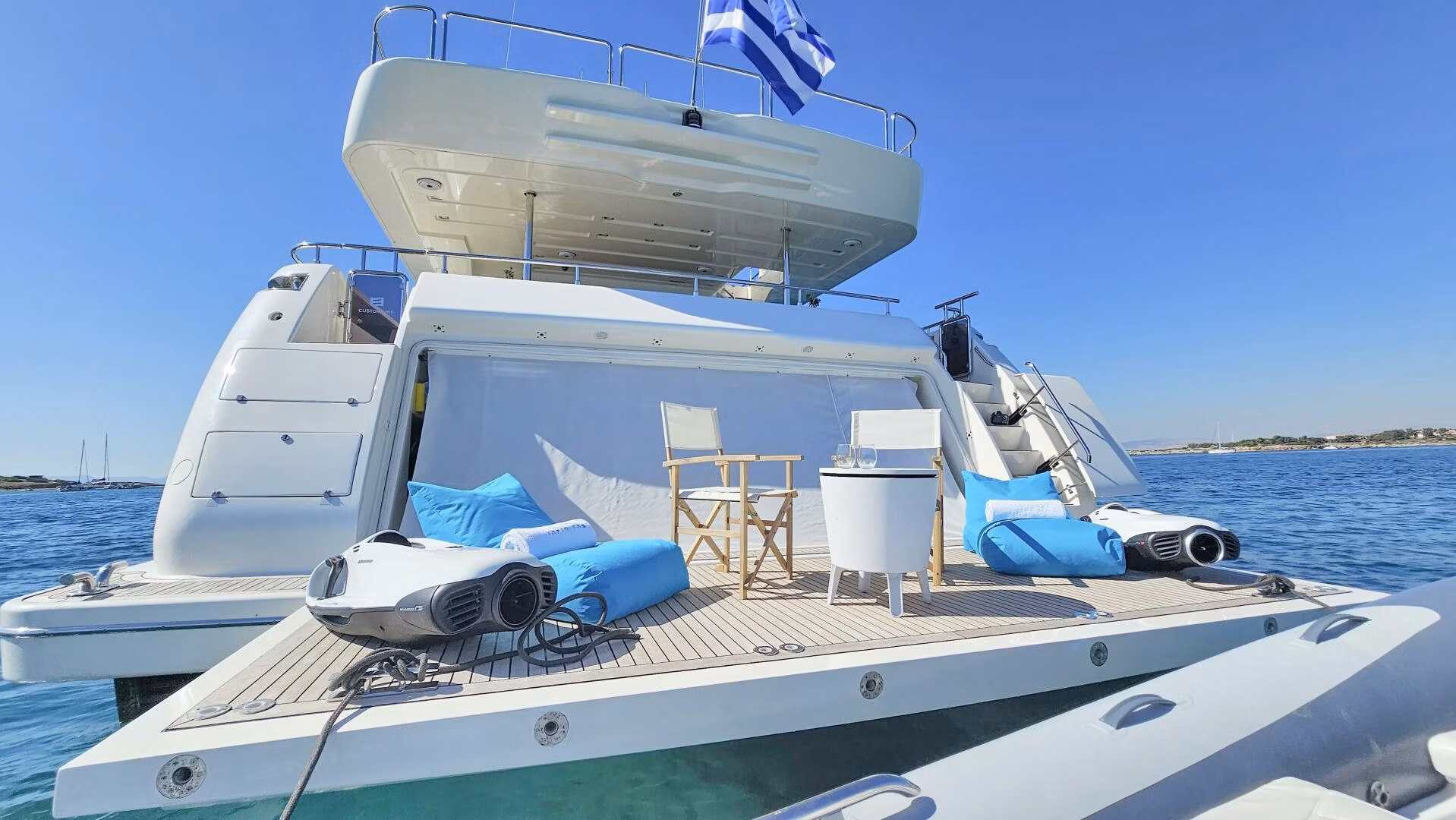 An image of Infinitas yacht