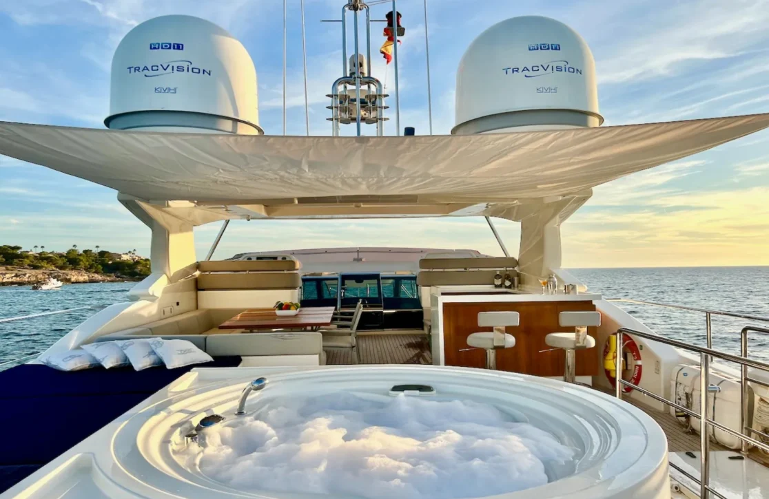 An image of Niko III yacht