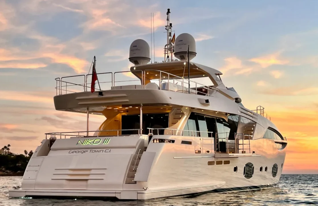 An image of Niko III yacht