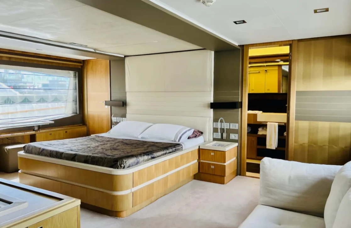 An image of Niko III yacht