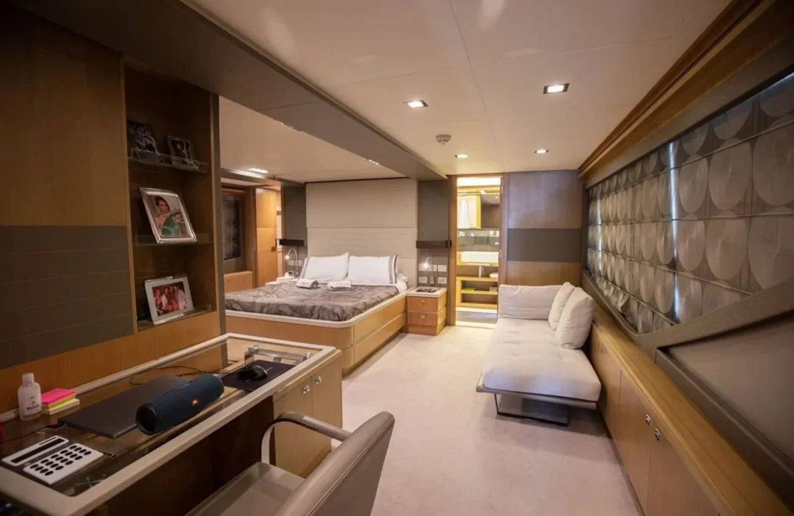 An image of Niko III yacht