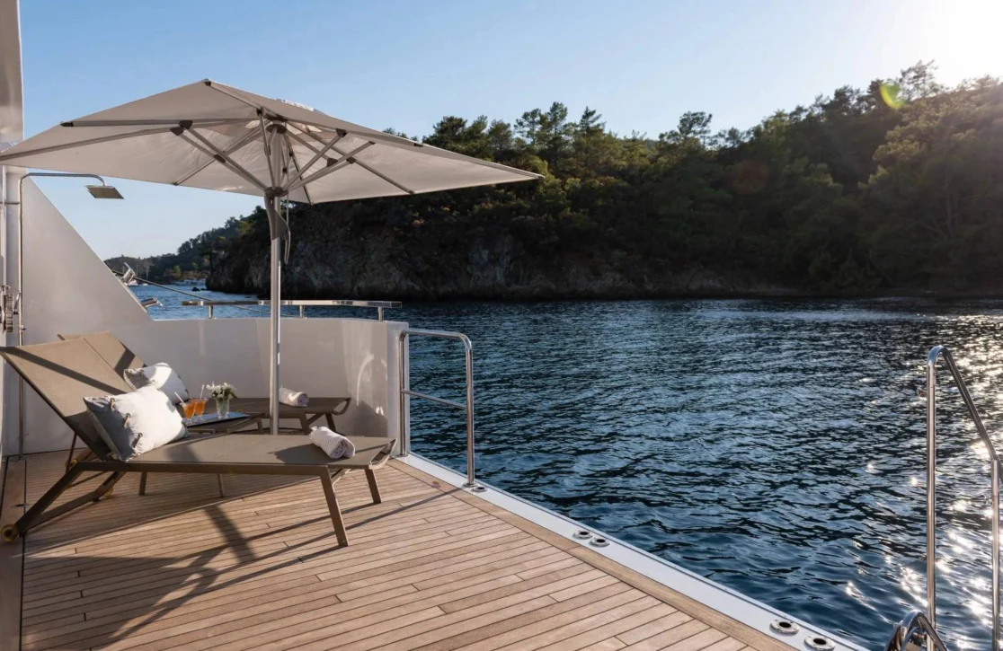 An image of Adamaris yacht
