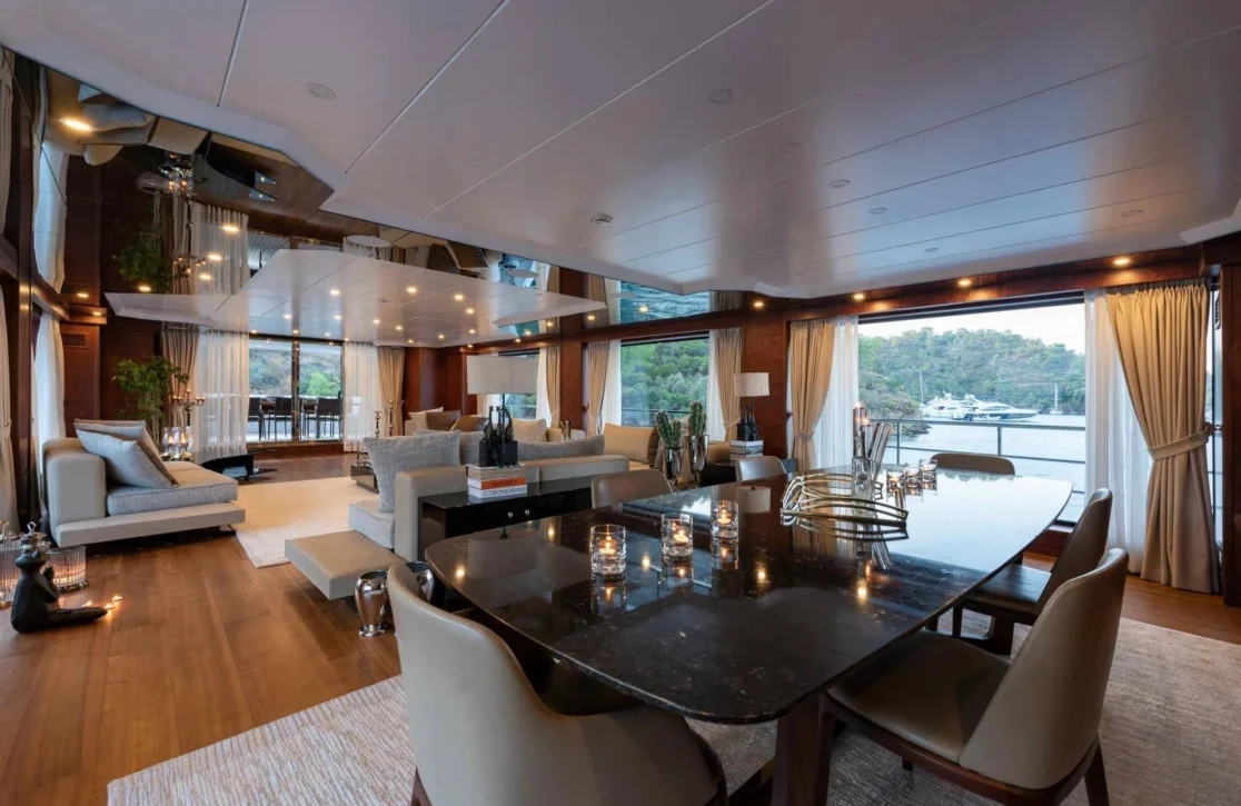 An image of Adamaris yacht