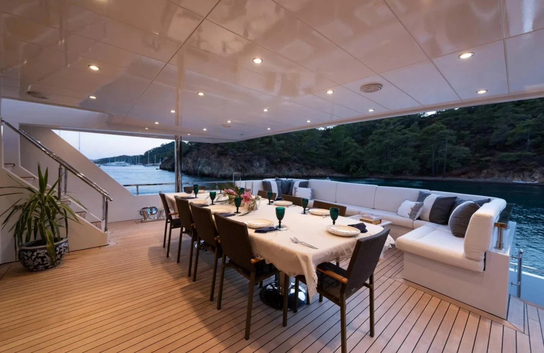 An image of Adamaris yacht
