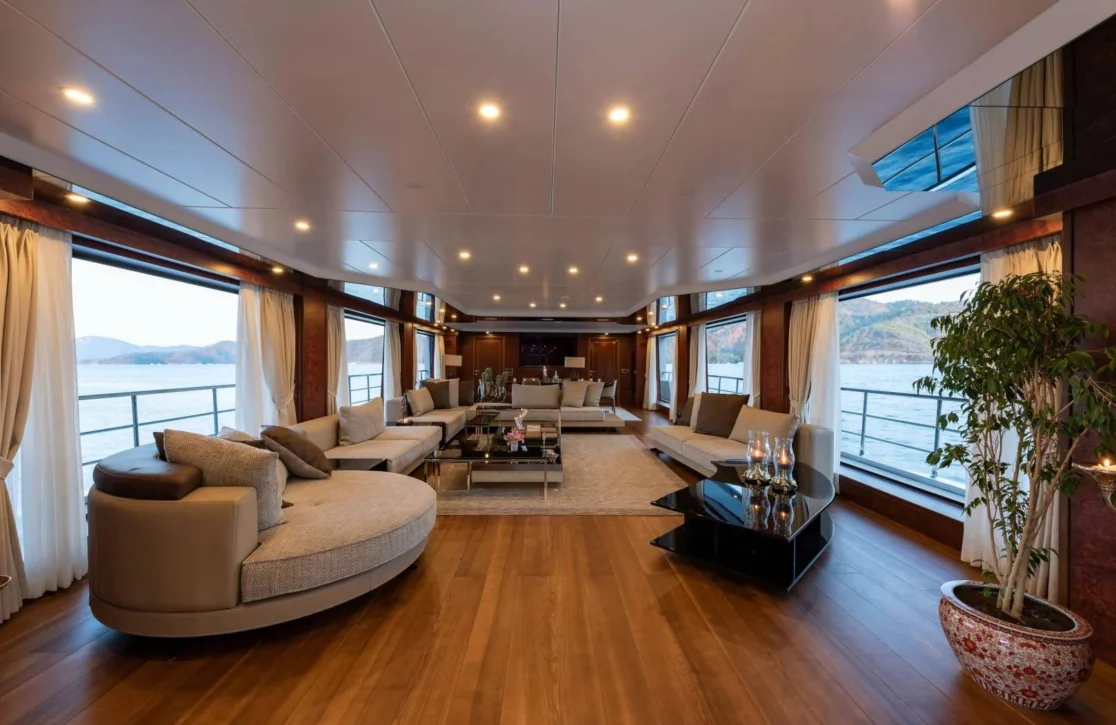 An image of Adamaris yacht