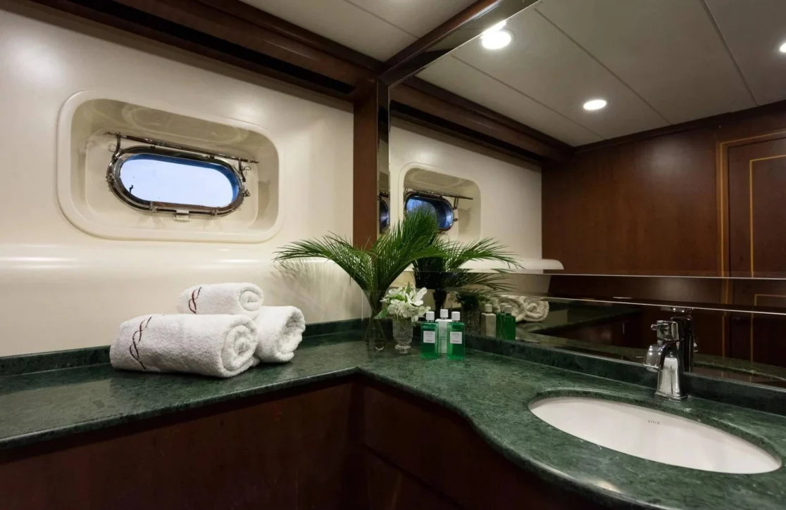 An image of Adamaris yacht