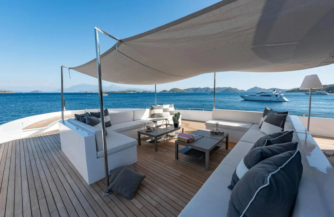 An image of Adamaris yacht