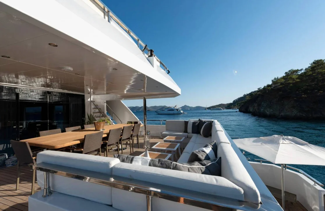 An image of Adamaris yacht