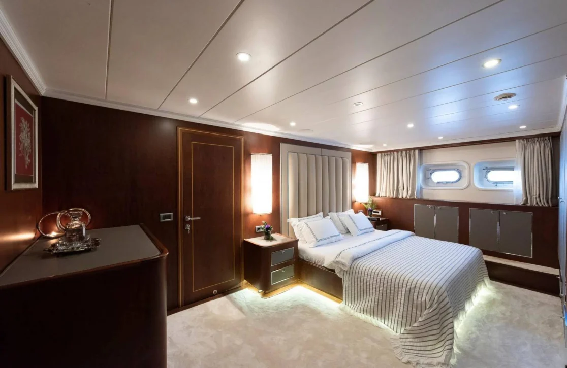 An image of Adamaris yacht