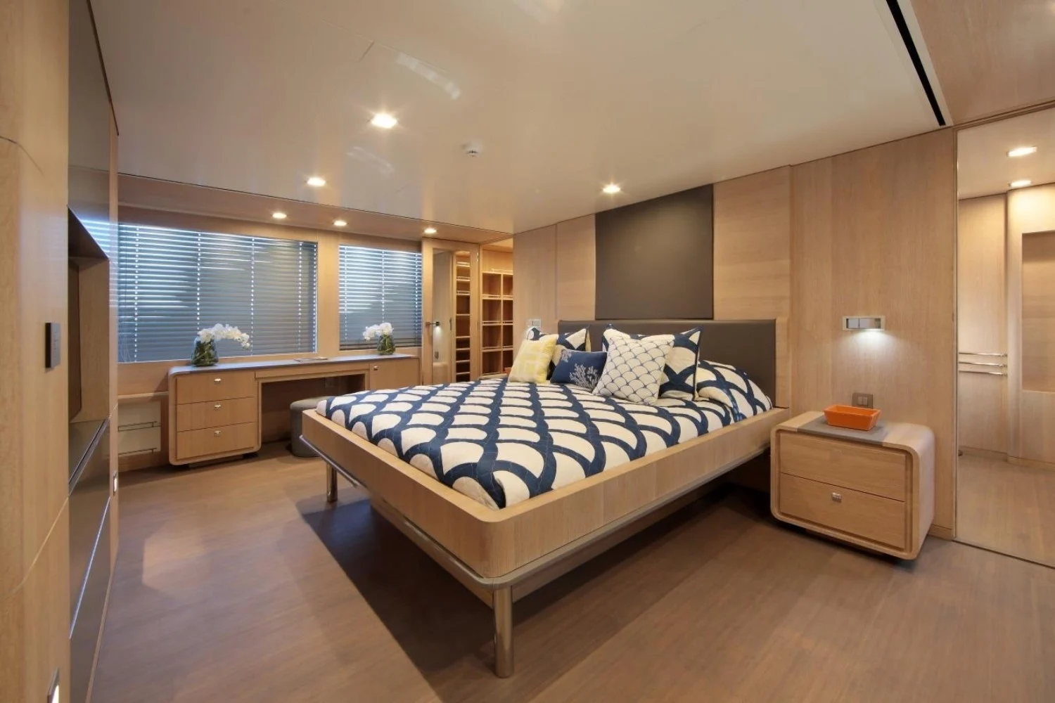 A preview of interior Bedroom cabin