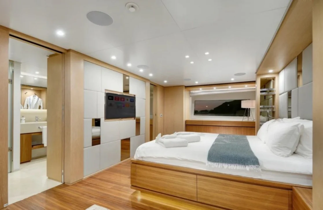 An image of Therapy yacht
