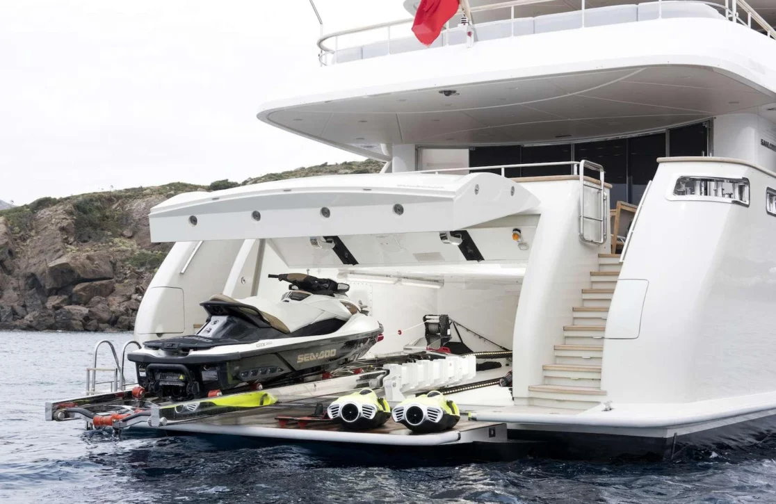 An image of Therapy yacht