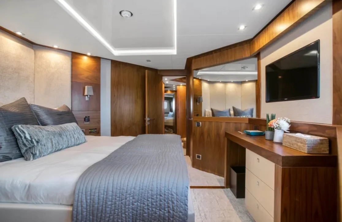 An image of Ever East yacht
