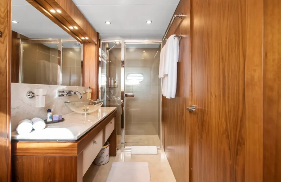 An image of Ever East yacht
