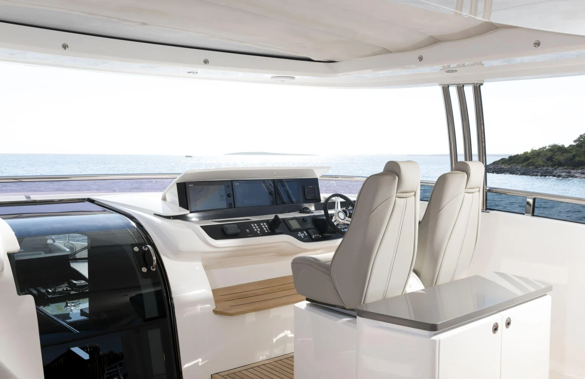 A preview of interior Bridge driving area