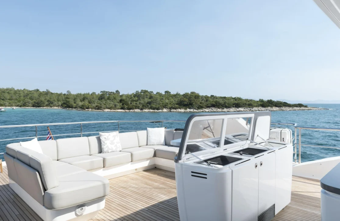 An image of Antheya III yacht