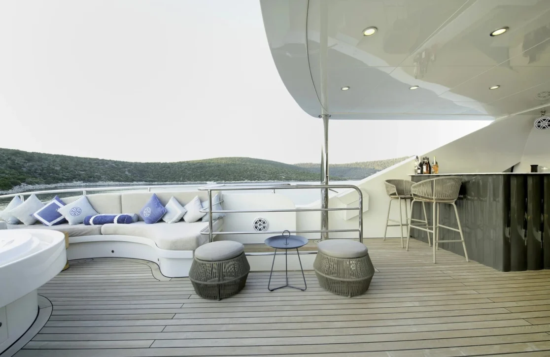 An image of Vetro yacht