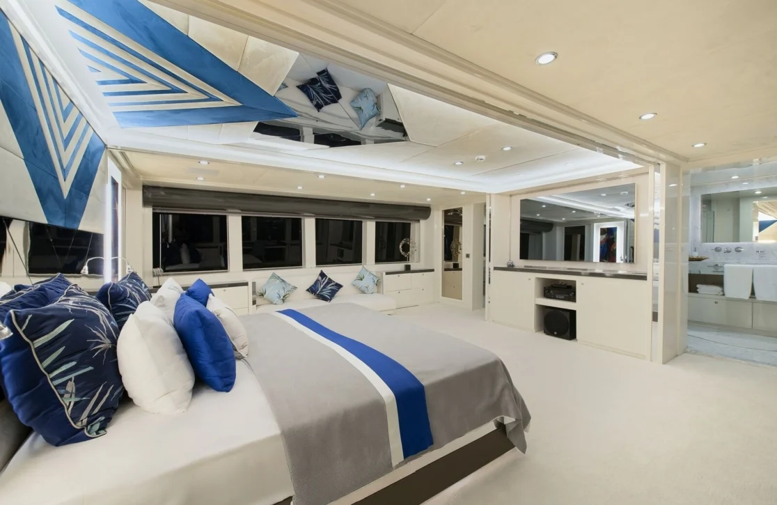 An image of Vetro yacht