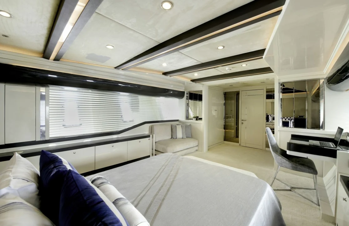 An image of Vetro yacht