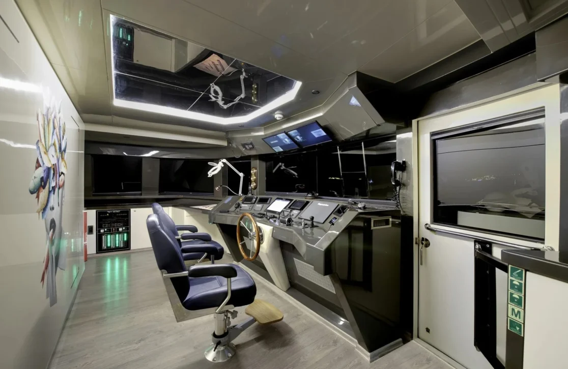 An image of Vetro yacht