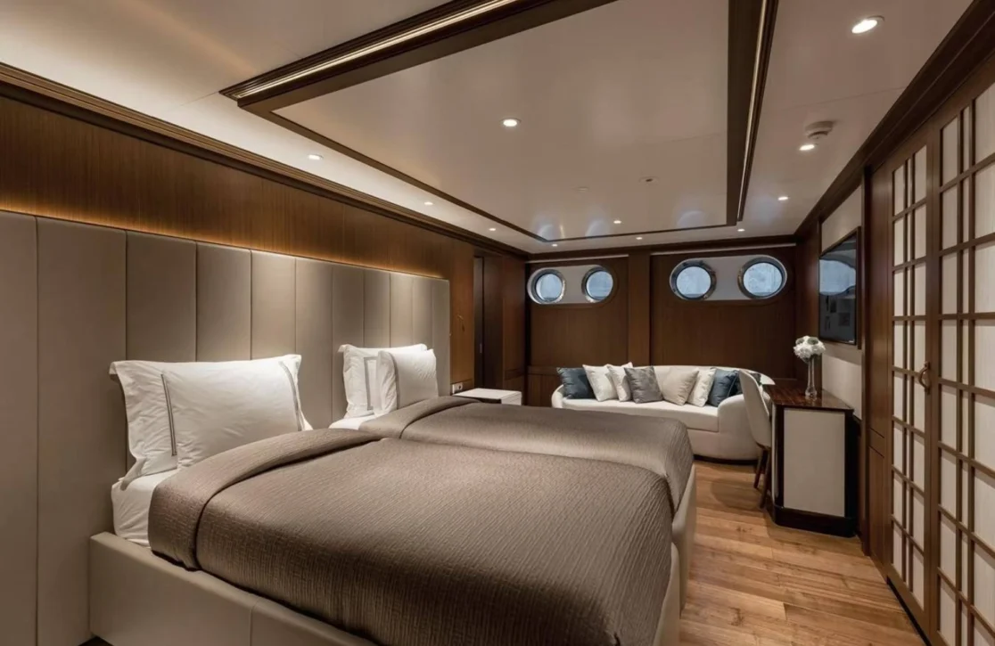 An image of Victorious yacht