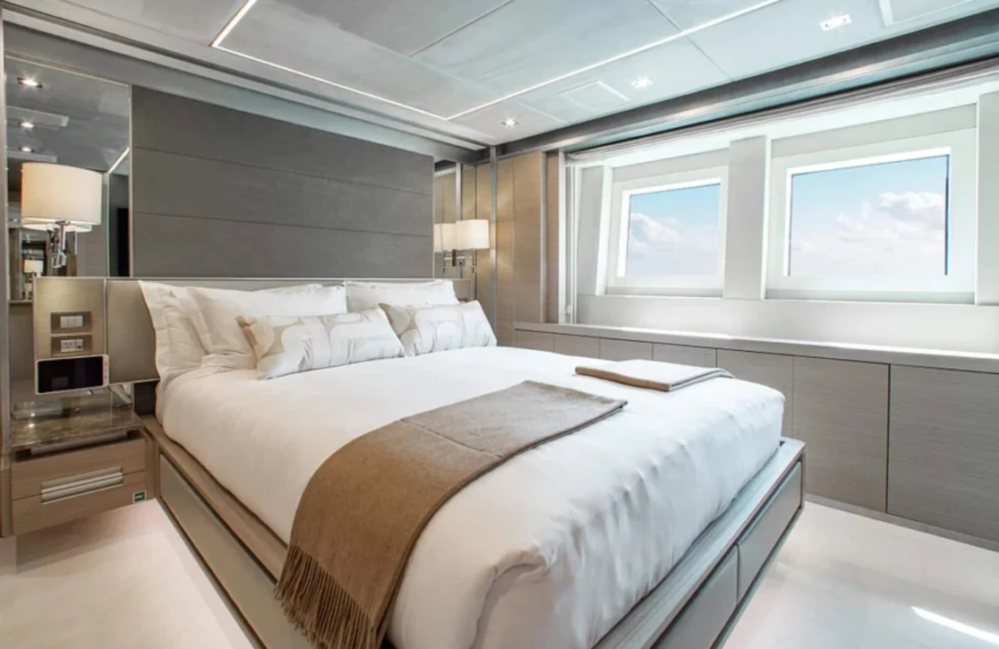 An image of Emina yacht