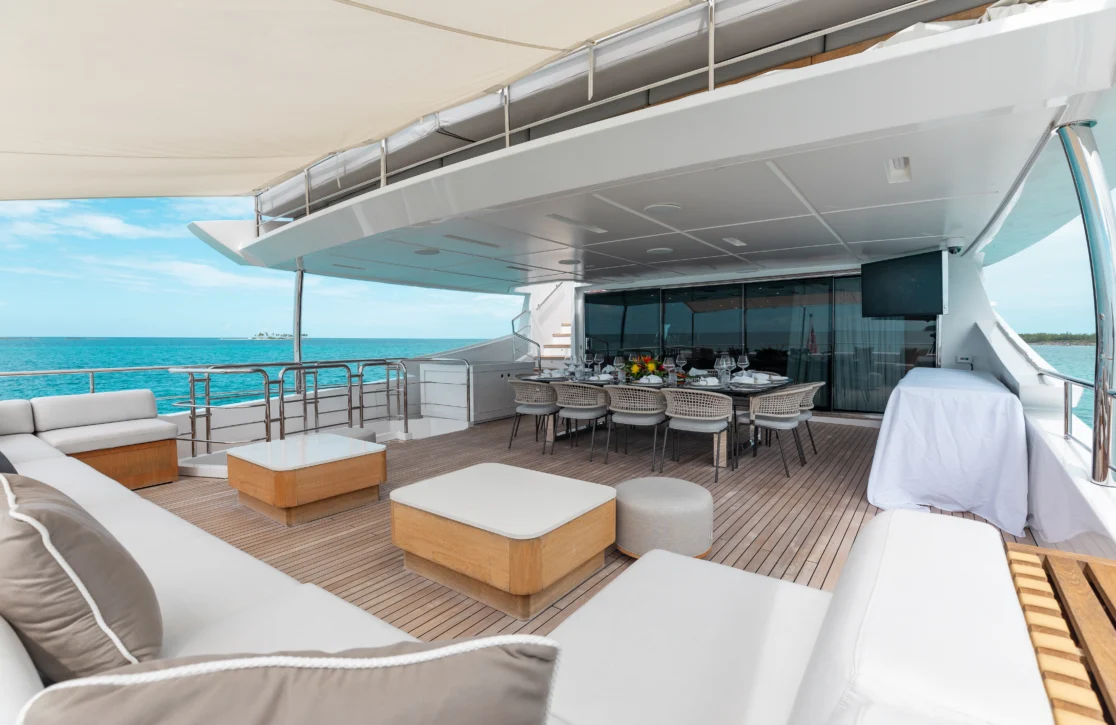 An image of Emina yacht