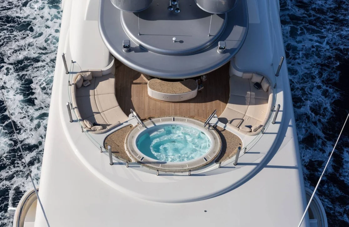 An image of Romea yacht