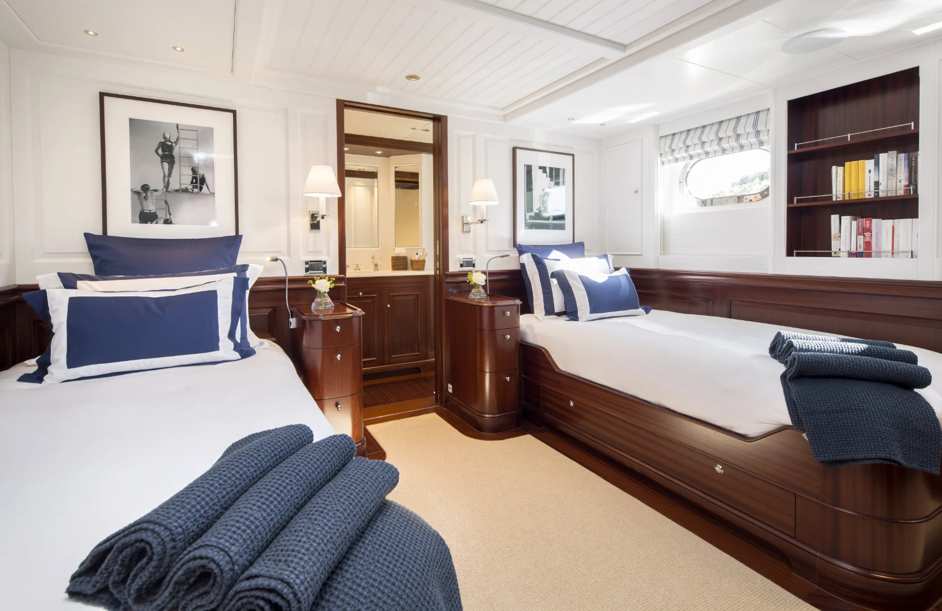 A preview of interior Bedroom cabin