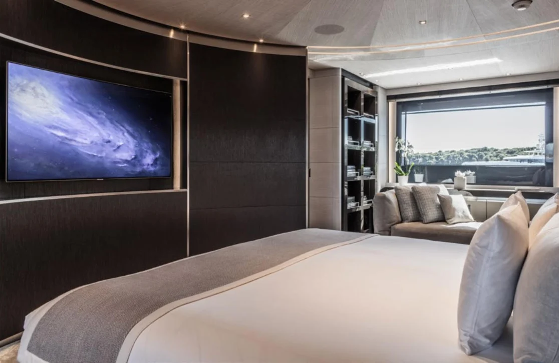 An image of Severin’s yacht