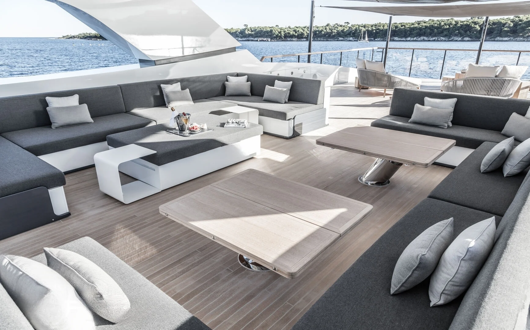 An image of Severin’s yacht