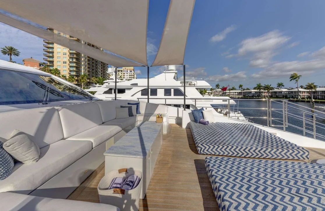 An image of H yacht