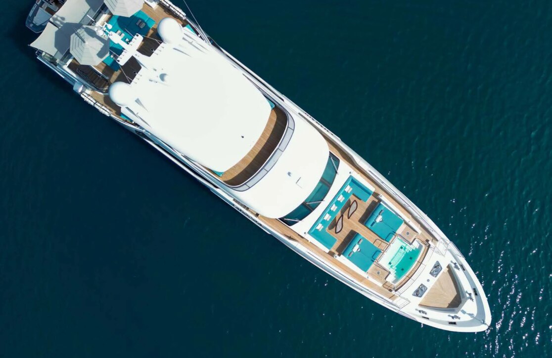 An image of Charade yacht